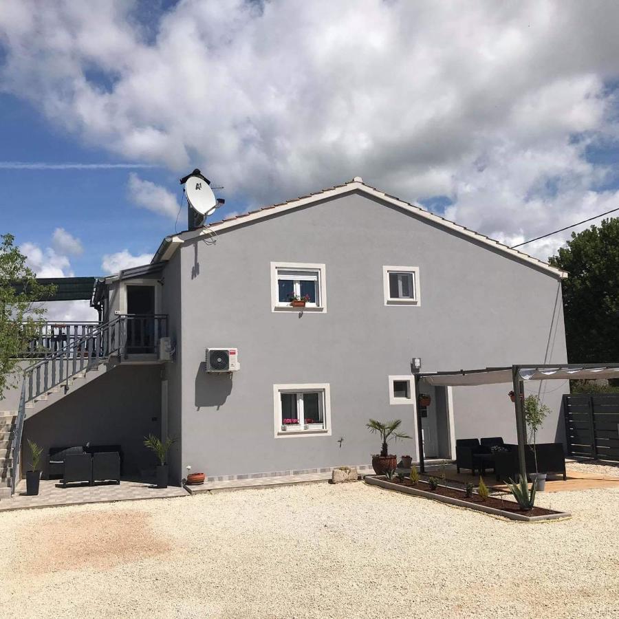 Apartmani Dokic Bale Exterior foto