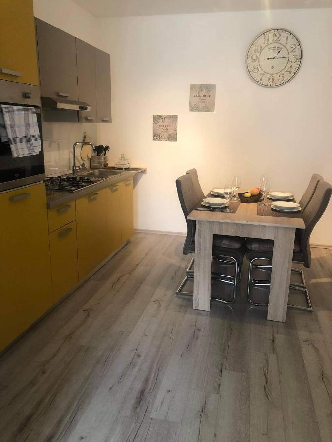 Apartmani Dokic Bale Exterior foto
